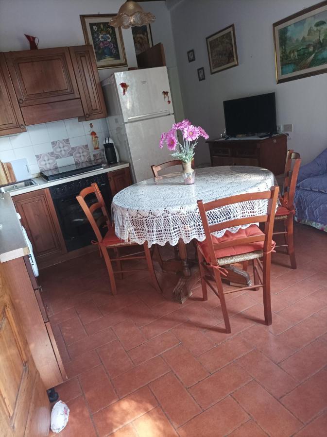 Il Mulino, Piccolo Appartamento, Immerso Nella Val Di Farma. Lama  Exterior foto